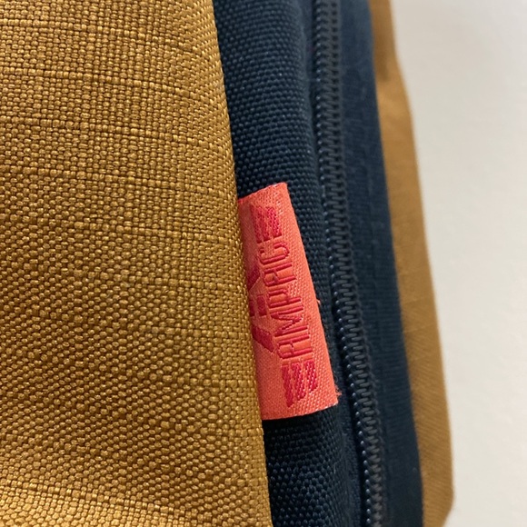 Ampac vinyl cloth handbag - Picture 5 of 13